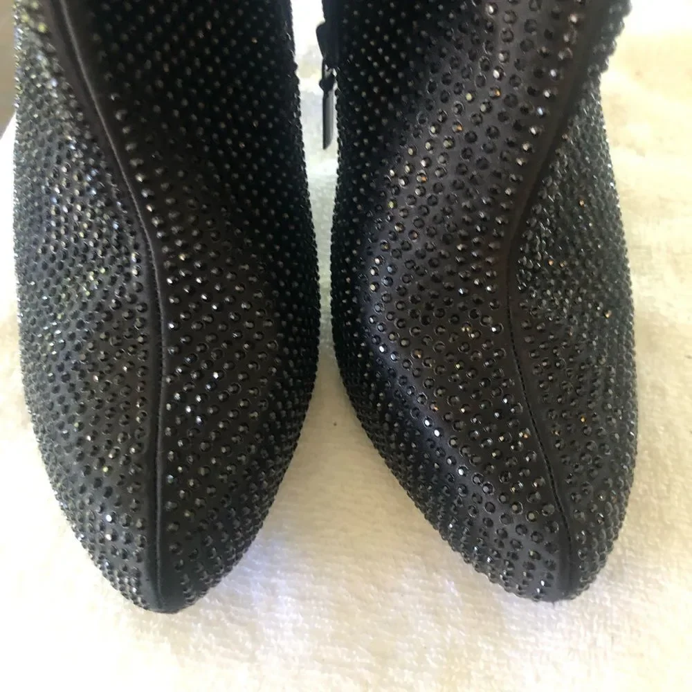 Report Signature Blk RhineStone Platform Boot 8.5